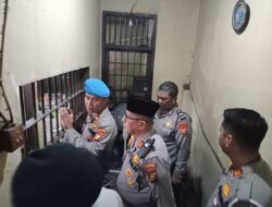 Kapolres Kampar AKBP Ronald Sumaja Sidak Polsek Siak Hulu Terhadap Tahanan.