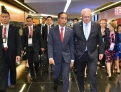 Polri Tranformasi Digital dapat Respon, Presiden Sambut ” Salam Presisi”