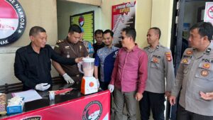 Satuan Narkoba Polresta Pontianak Musnahkan Barang Bukti Ekstasi