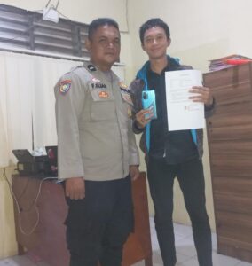 Giat Problem Solving Polsek Tuminting Berhasil Mengembalikan Handphone yang Hilang