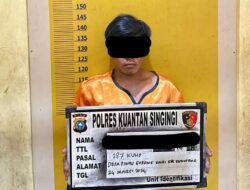 Diduga Karena Cinta di Tolak, Mobil Wanita Paruh Baya Langsung Dibakar
