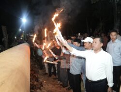 Melayur Jalur Sekalidus Audensi, Warga Desa Pulau Aro Apreisasi Bupati Kuantan Singingi.
