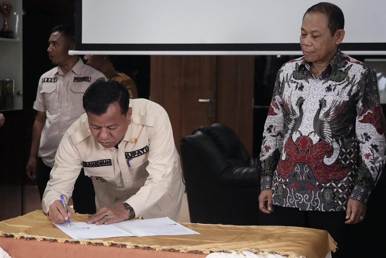 UNIKS Kampus Universitas Pasundan Yang Tiga.