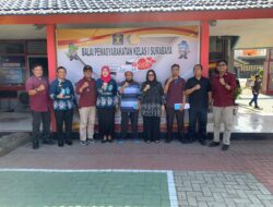 2 orang Napiter Lapas Surabaya Jalani Pembebasan Bersyarat