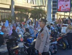 Personel Polsek Sario Amankan Sholat Idul Adha di Mantos 3