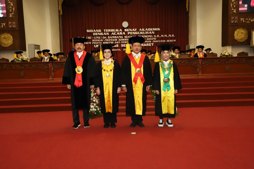 Universitas Sebelas Maret Kukuhkan JAM-Pembinaan Jadi Guru Besar Ilmu Hukum dan Pemulihan Aset