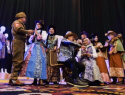 Hasil Perpaduan Budaya Kanada-Bandung Fashion Show KKJ-PKJB 2024