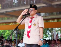 Peringati Hari Pramuka Ke-63 Bupati Suhardiman Amby Inspektur Upacara