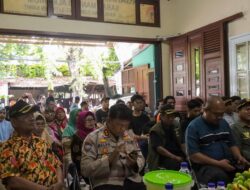 Jumat curhat Kapolres Metro Jaktim ajak warga ciptakan situasi kondusif jelang Pilkada