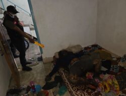 Geger Sesosok Mayat Laki-laki Ditemukan Membusuk di Kamar Kos