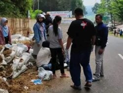 Dua Motor Rem Blong, Enam Wisatawan Terluka di Jalur Pacet-Cangar