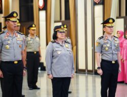 17 Perwira Tinggi Polri Naik Pangkat, Satu Diantaranya Raih Bintang Tiga