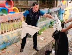 Usai Pacu Jalur Digelar, Bupati Kuansing Dr. Suhardiman Amby Turun Langsung Bersihkan Sampah di Tepian Narosa