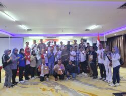 DPD PWMOI Pekanbaru Aprianto dan Rio Kasairy DPW PWMOI : Kibarkan Bendera PWMOI Untuk Berintegritas, Profesional dan Jaga Marwah.
