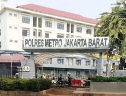Korban Penipuan Serahkan Berkas Alat Bukti ke Penyidik Tahbang Polres Jakarta Barat