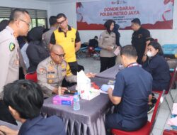 Bakti Sosial Donor Darah Warnai Hari Jadi ke-74 Humas Polri di Polda Metro Jaya