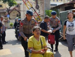 Dekat dengan Warga, Brimob Polda Metro Jaya Gelar Layanan Kesehatan Gratis di Senen