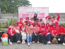 Sarapan Minggu Santai di Aston Sidoarjo Diserbu Massa Berkostum Pink   