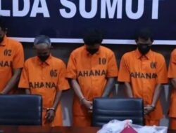 Sadis,.. Mesjid Jadi Tempat Pembantaian Pria Muda Hingga Tewas 