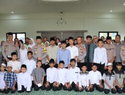 Polres Metro Tangerang Kota Gelar Binrohtal dan Santunan Anak Yatim di Masjid Al-Fattah Tangerang Kota