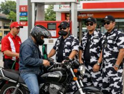 Diduga Dibekingi Oknum Ormas, SPBU 54-614-07 Jombang Disorot Terkait Praktik Pengisian BBM Subsidi Pertalite Bolak-Balik