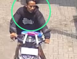 Motor Honda Vario Warga Warungdowo Digondol Maling di Siang Bolong, Aksi Terekam CCTV