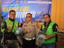 Sinergi di Balik Secangkir Kopi: Satlantas Polres Gresik Rangkul Driver Ojol dalam Ops Keselamatan Semeru 2026