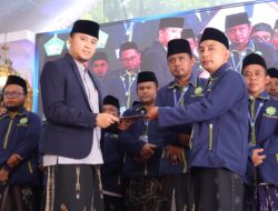 Pengukuhan Ketum Alumni IKADA Abdul Holik Ali Hudi Warnai Milad ke-29 Pompes Darussyahid 