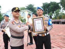 Apresiasi “Jogo Gresik”, 17 Personel dan 2 Masyarakat Terima Penghargaan dari Kapolres Gresik