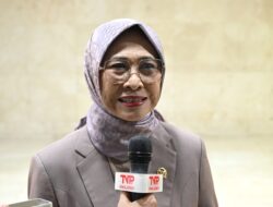 DPR: Standar Kesejahteraan Guru Harus Lebih Tinggi dari Upah Minimum