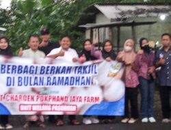 PT. CHAROEN POKPHAND JAYA FARM UNIT WELANG KEMBALI BAGIKAN KEBAIKAN, TAKJIL RAMADHAN HANTARKAN BERKAH BAGI MASYARAKAT PASURUAN