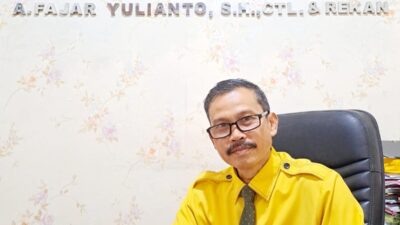 Direktur YLBH Fajar Trilaksana Ingatkan DPRD Gresik: Pokir Jangan Dijadikan “Bancakan”