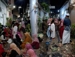 Penuh Khidmat dan Kepedulian Sosial, Ultah ke-29 Istri Pimpinan Redaksi Datacyber.id Dirangkai Launching Kejamrealita.net dan Santunan Anak Yatim