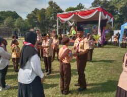 Danramil Rungkut Mayor Inf Sumarji Hadiri Pengukuhan Pramuka Garuda 2026,Pramuka Rungkut Cetak Rekor MURI